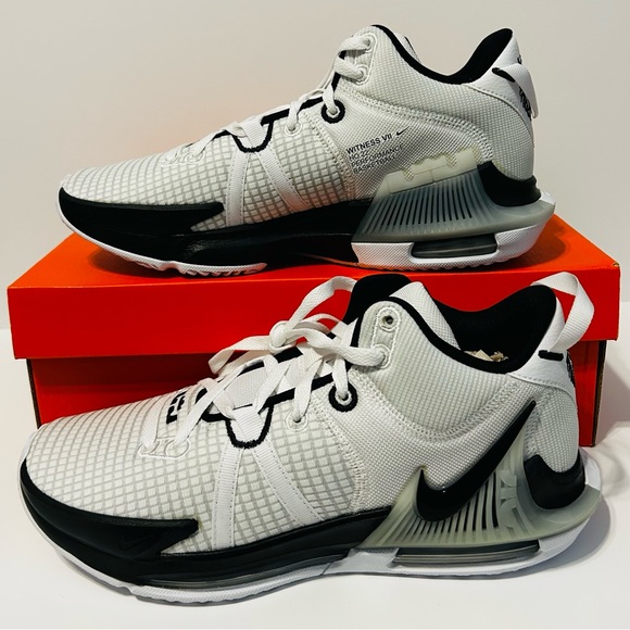 NIB Nike LeBron Witness VII in White and Black Size M9/W10.5 - Picture 2 of 7